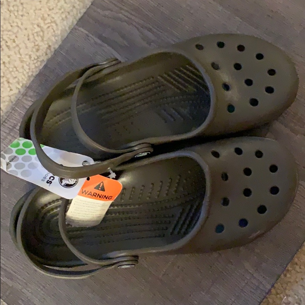 NWT Mary Jane Crocs size 9